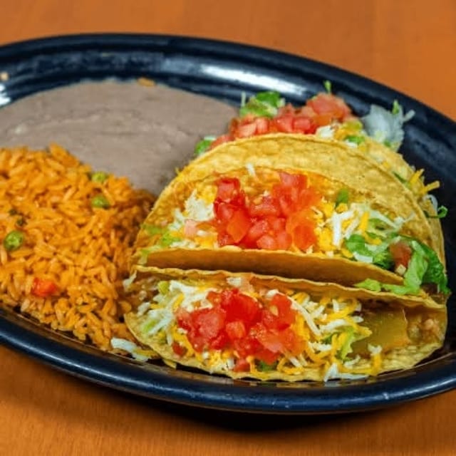 Lunch Taco plate.